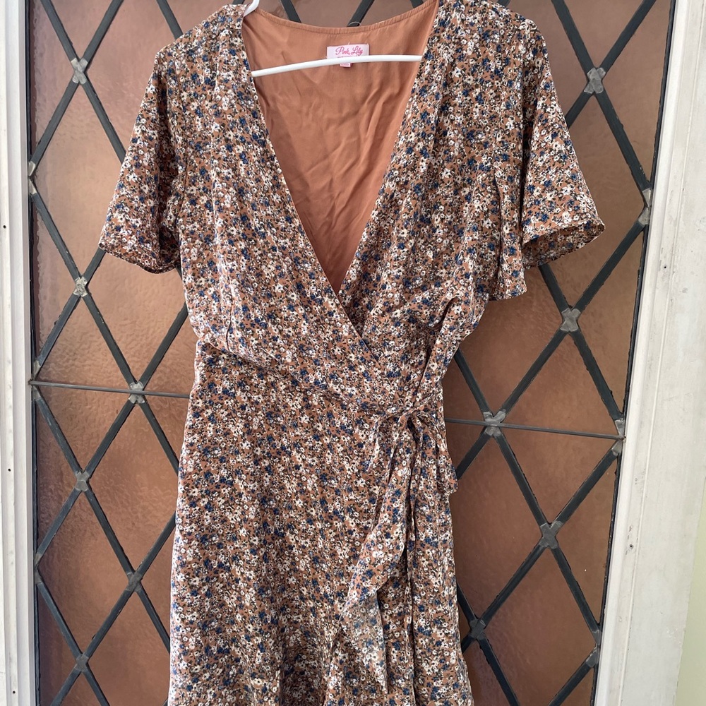 Adorable spring wrap dress